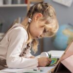 How to develop literacy in children